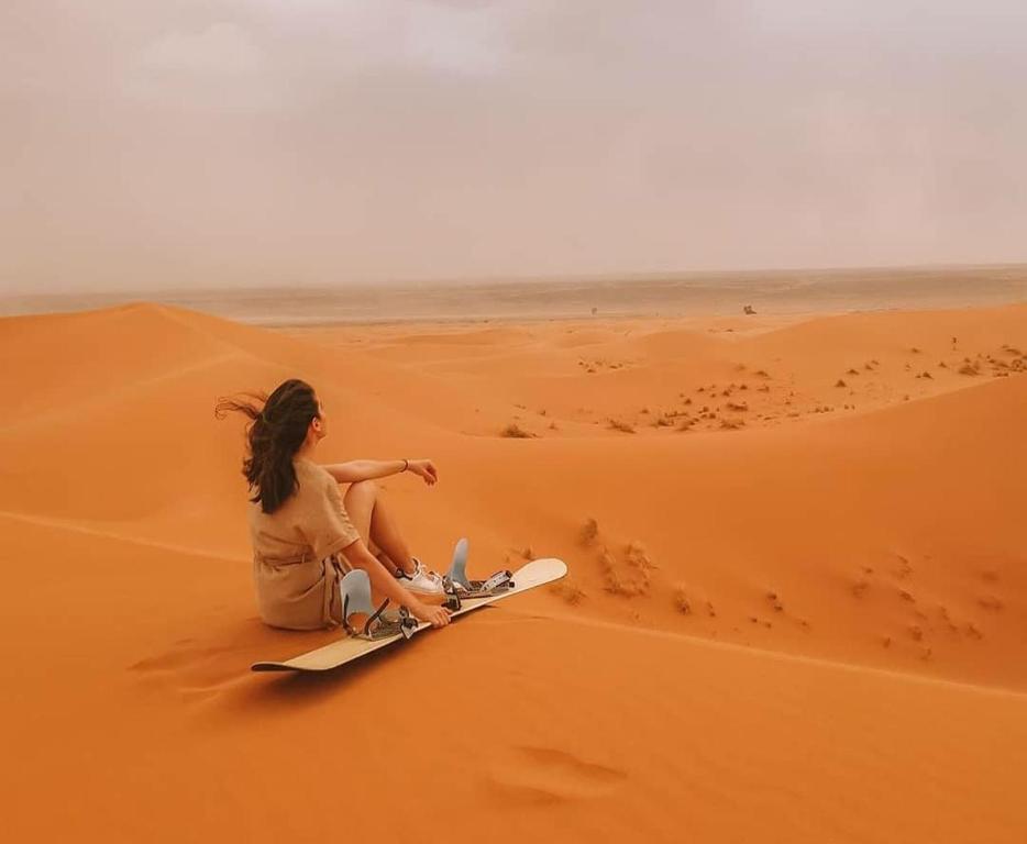 Hosté ubytování Sahara Luxury Tented Camp
