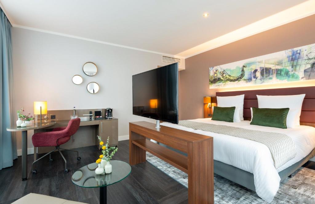 Leonardo Royal Hotel Berlin Alexanderplatz - Resim 21