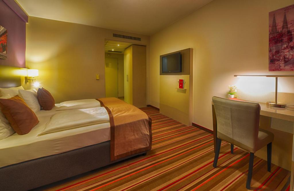 Leonardo Hotel Köln - Resim 29