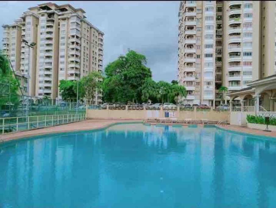 The Nest - Cozy 3-Bedroom Condo, Shah Alam - Three-Bedroom Apartment