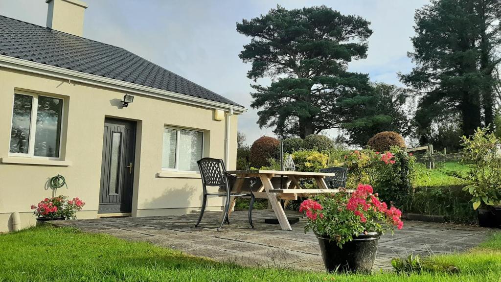 Farnaught Farmhouse Apartment, Lough Rynn, Mohill - Appartement De Deux Chambres