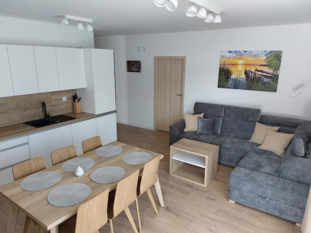 Kuchyňa alebo kuchynka v ubytovaní Apartament "Kapitański"