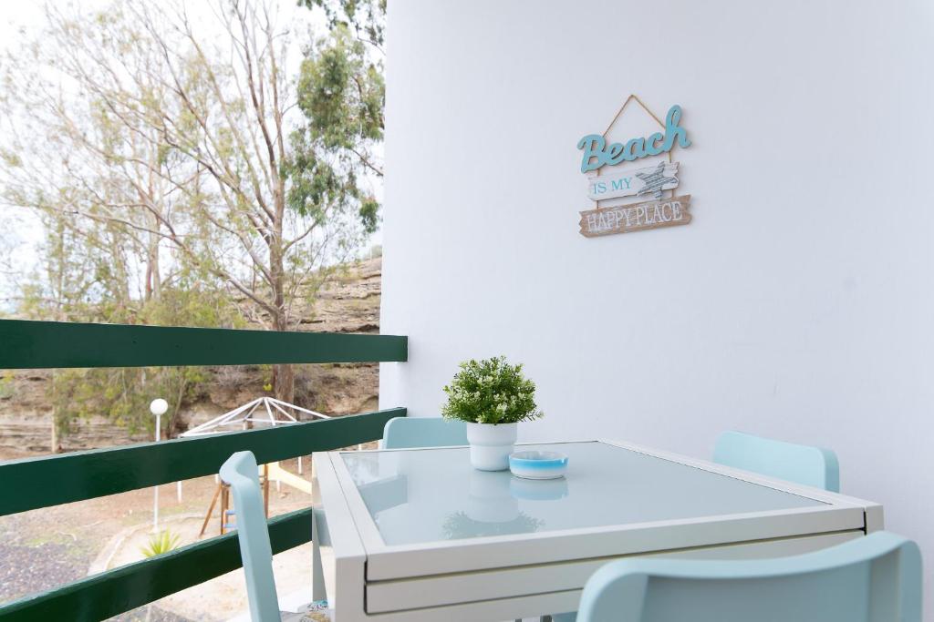 Kép Sea View, Newly Renovated, 2 Bedrooms Apartment in Costa Adeje szállásáról Adejében a galériában