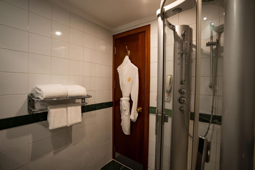 Kylpyhuone majoituspaikassa Royal Casablanca