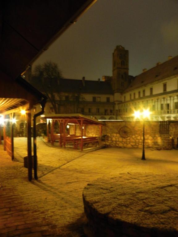 Fotografie z fotogalerie ubytování Zámecký penzion Rotunda v destinaci Břeclav