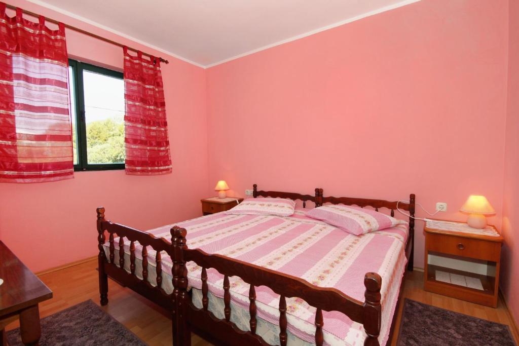 Fotografie z fotogalerie ubytování Apartments by the sea Zavala, Hvar - 8745 v destinaci Jelsa