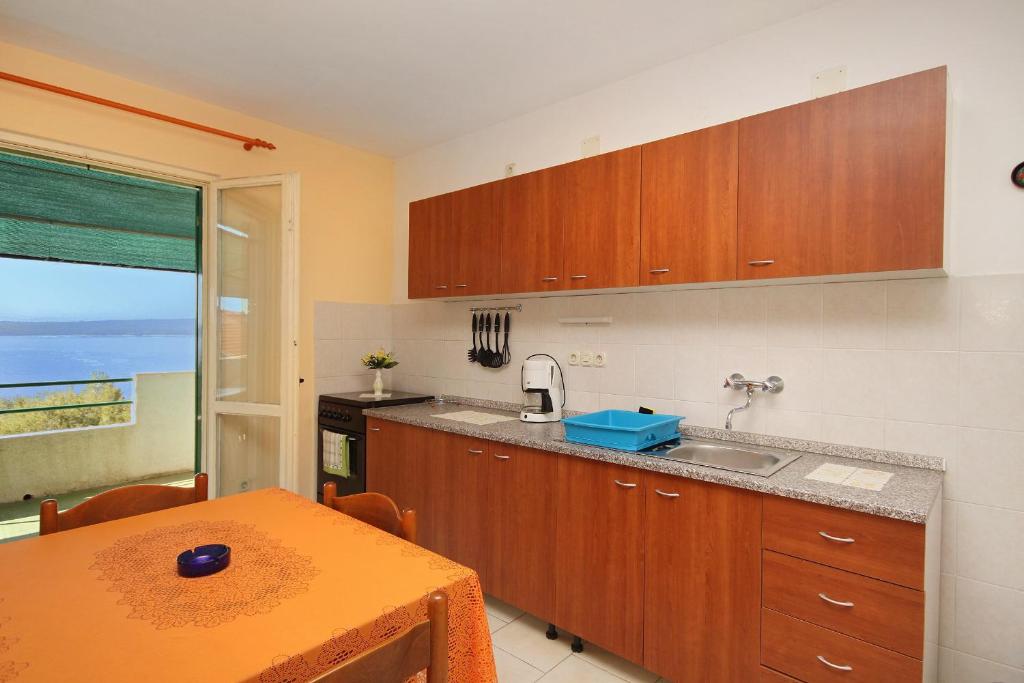 Fotografie z fotogalerie ubytování Apartments by the sea Zavala, Hvar - 8745 v destinaci Jelsa
