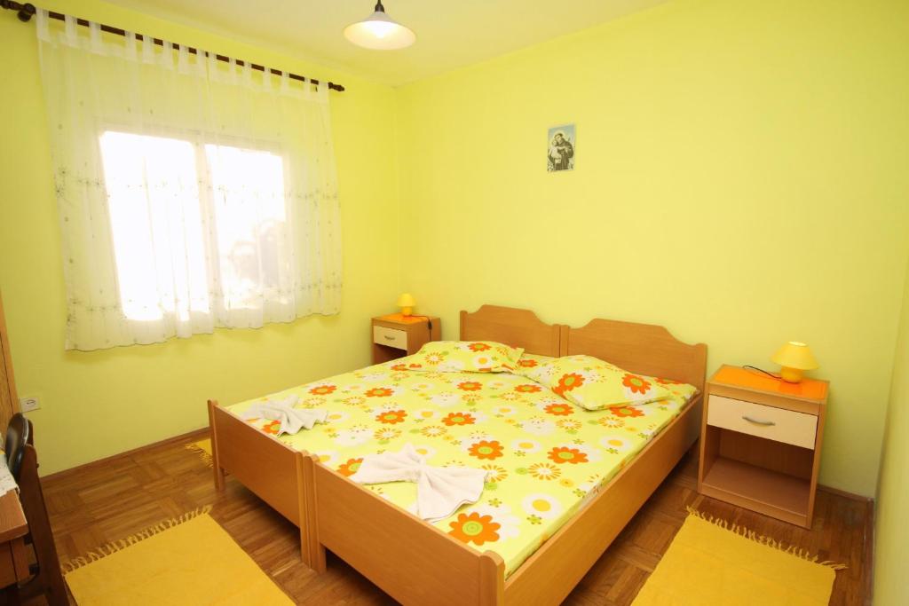 Fotografie z fotogalerie ubytování Apartments by the sea Zavala, Hvar - 8745 v destinaci Jelsa