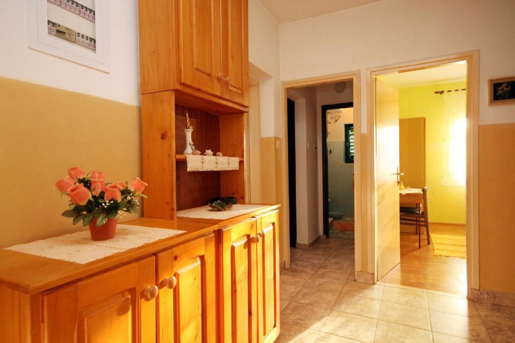 Fotografie z fotogalerie ubytování Apartments by the sea Zavala, Hvar - 8745 v destinaci Jelsa