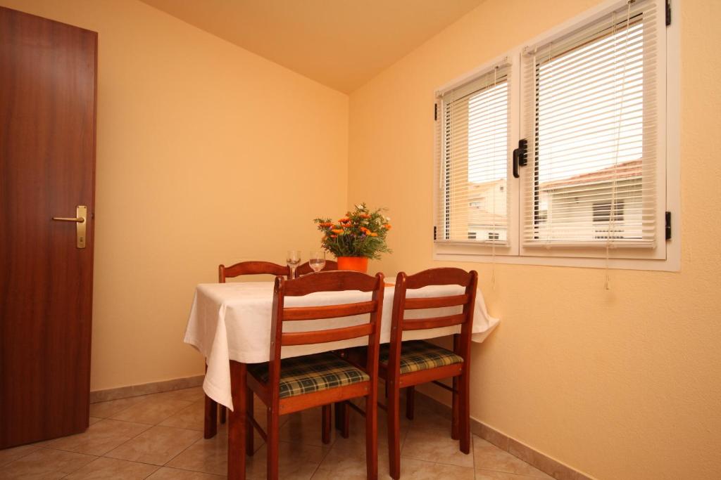 Fotografia z galérie ubytovania Apartments with a parking space Stari Grad, Hvar - 8757 v Starom Grade