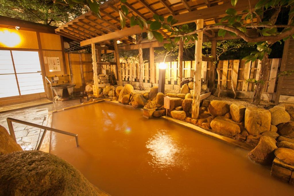 Posezení v ubytování Arima Onsen Gekkoen Yugetsusanso