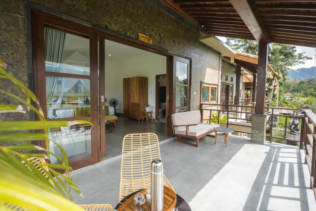 Ume Dukuh Home Sidemen - 8