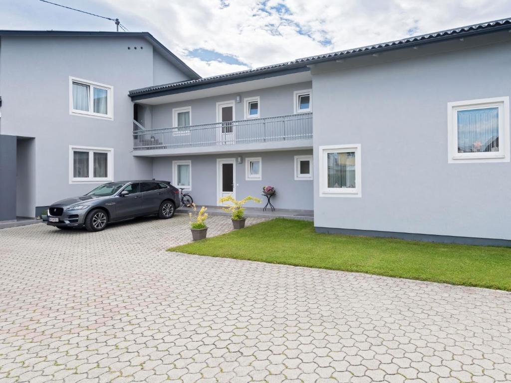 Adults only apartment with pool