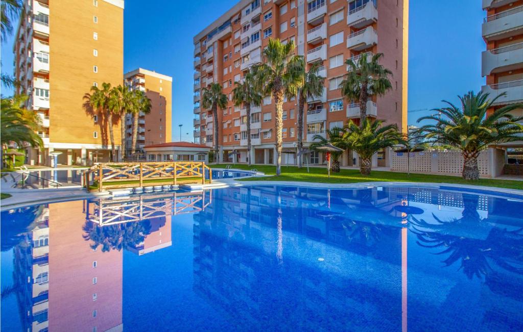 Nice Apartment In Alicante alacant With 2 Bedrooms, Outdoor ...