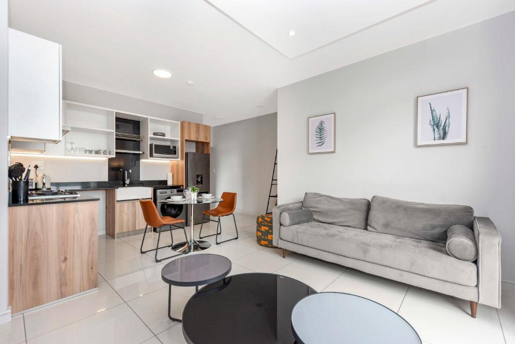 Easy Stay - The Median Rosebank - Luxe Appartement