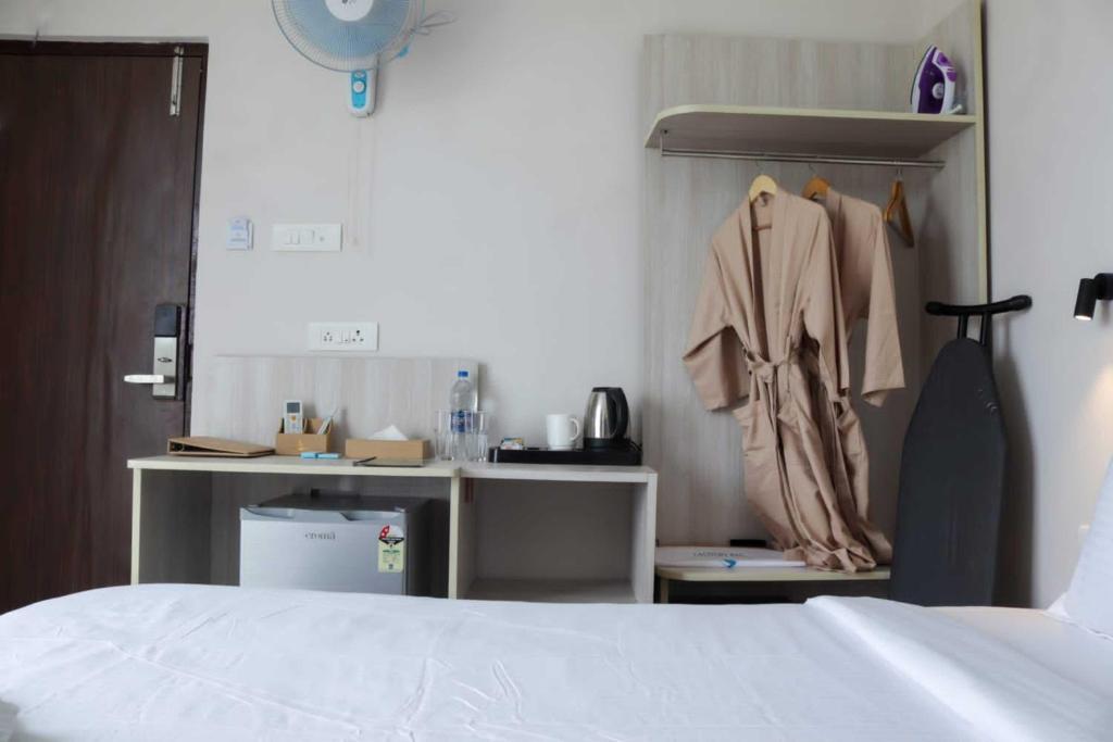 Postel nebo postele na pokoji v ubytování Sandbanks Beach Resort