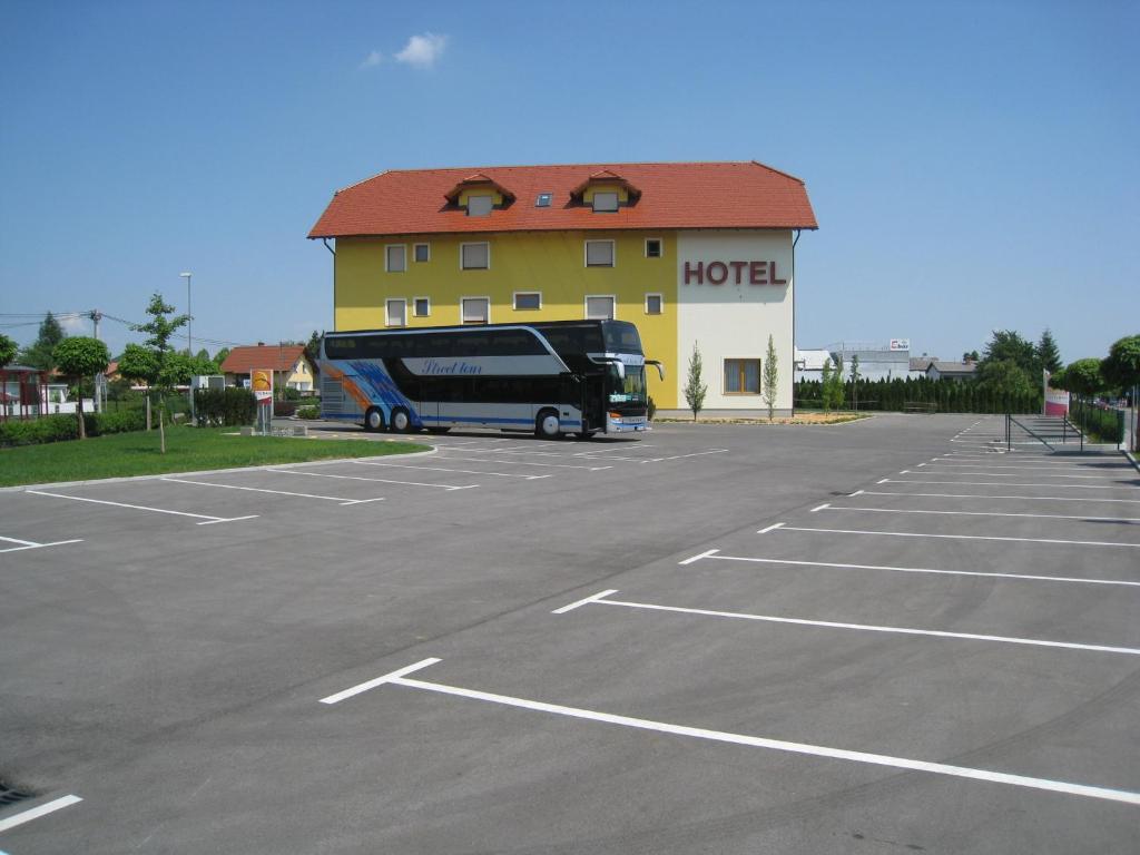 Hotel Bau Maribor - Resim 18