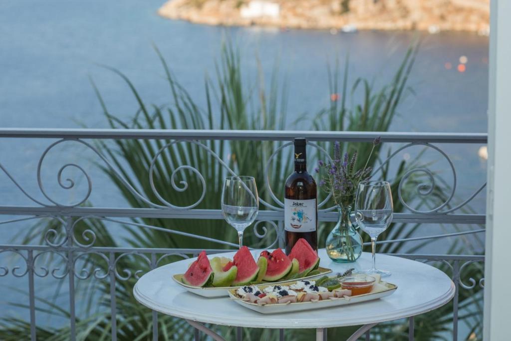 Niriides Hotel Apartments - 14