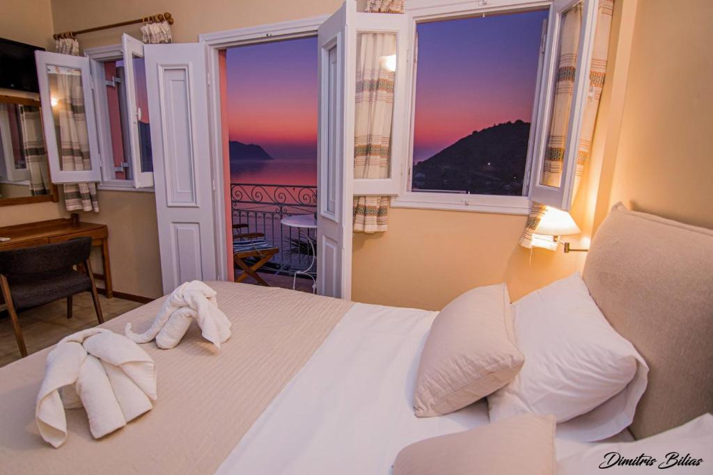 Niriides Hotel Apartments - 18