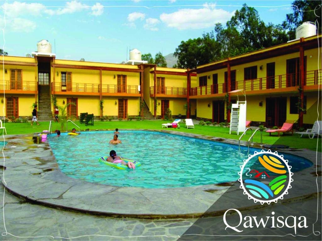 Bazén v ubytování Centro Campestre Qawisqa nebo v jeho okolí
