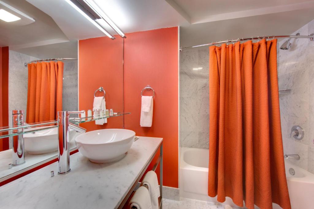 Hotel Murano - Club Double Room