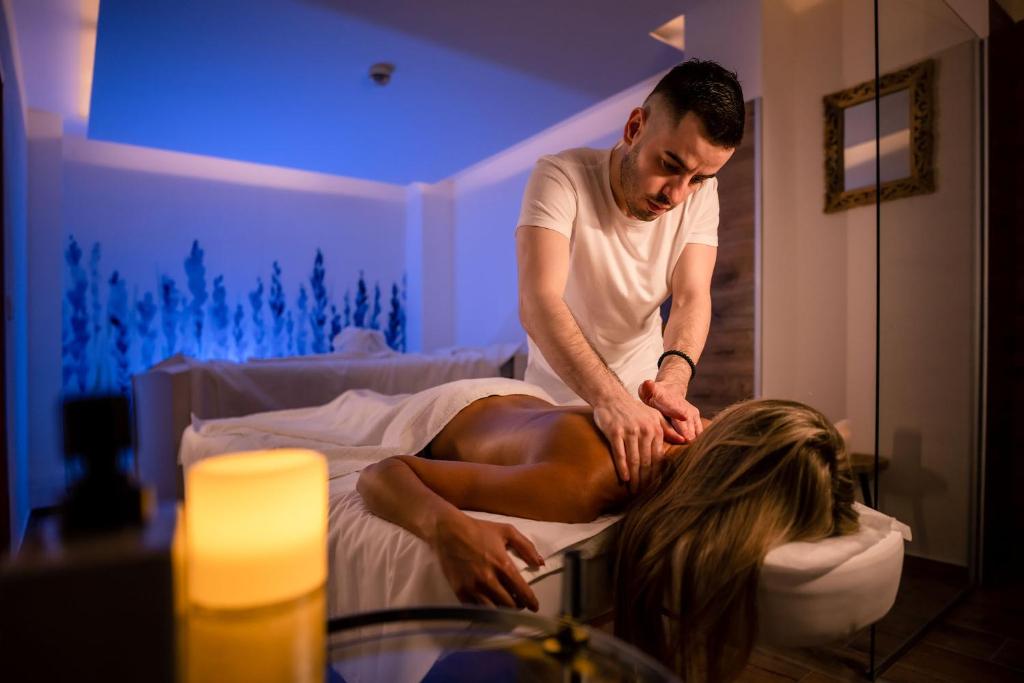 Hosté ubytování Wellness Hotel Frymburk