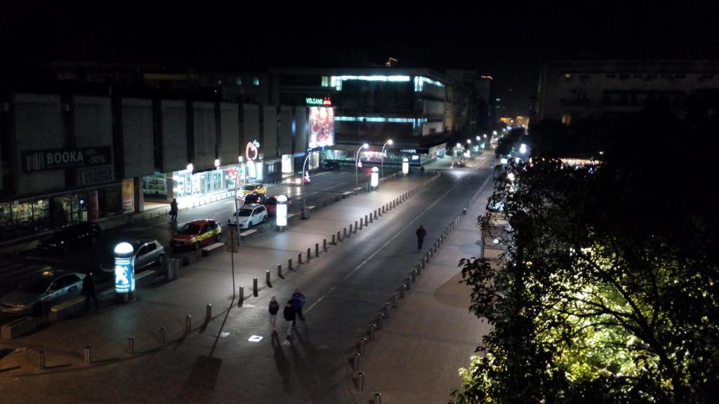 Centre Point Apartment - 13