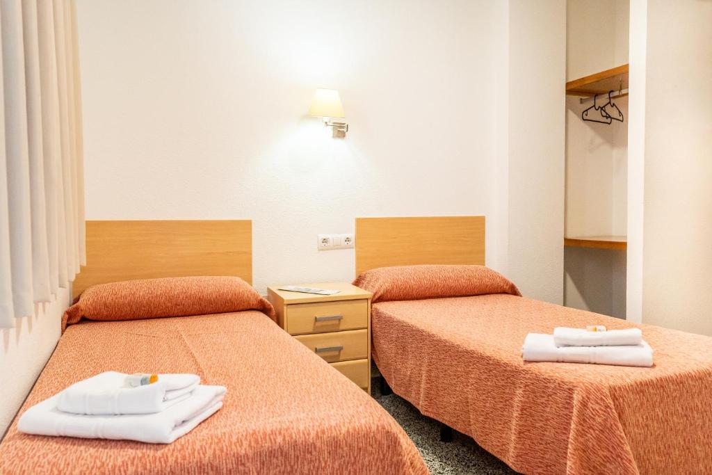 Postel nebo postele na pokoji v ubytování Albergue Inturjoven Jerez De La Frontera