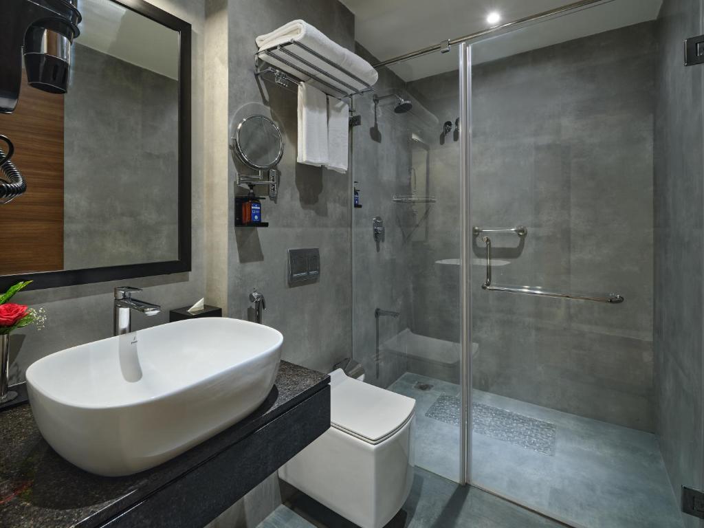 Koupelna v ubytování Essentia Premier Hotel Chennai OMR