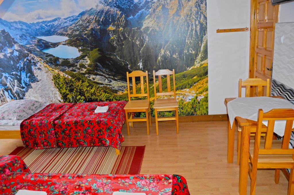Posedenie v ubytovaní Domki i pokoje Toporówka