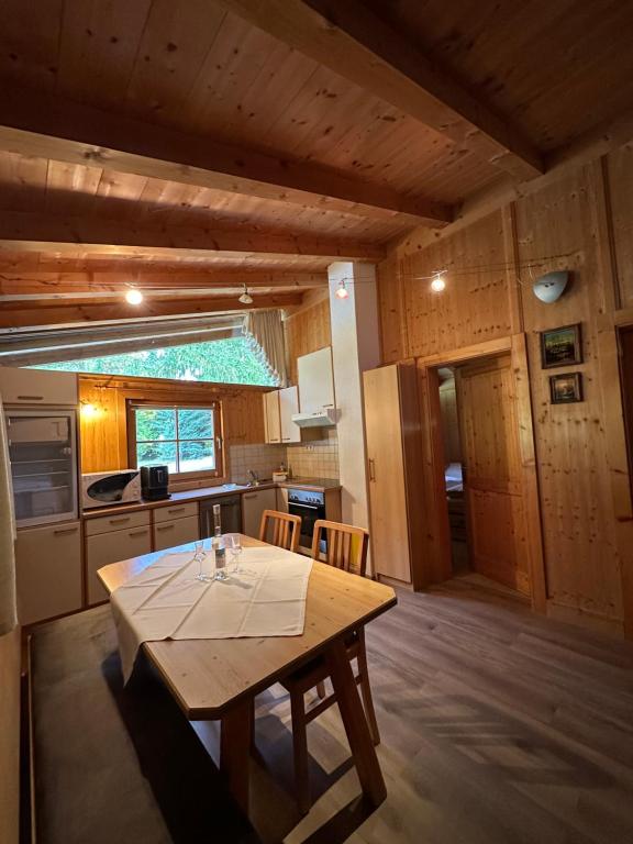 Kuchyň nebo kuchyňský kout v ubytování Chalet Astrid