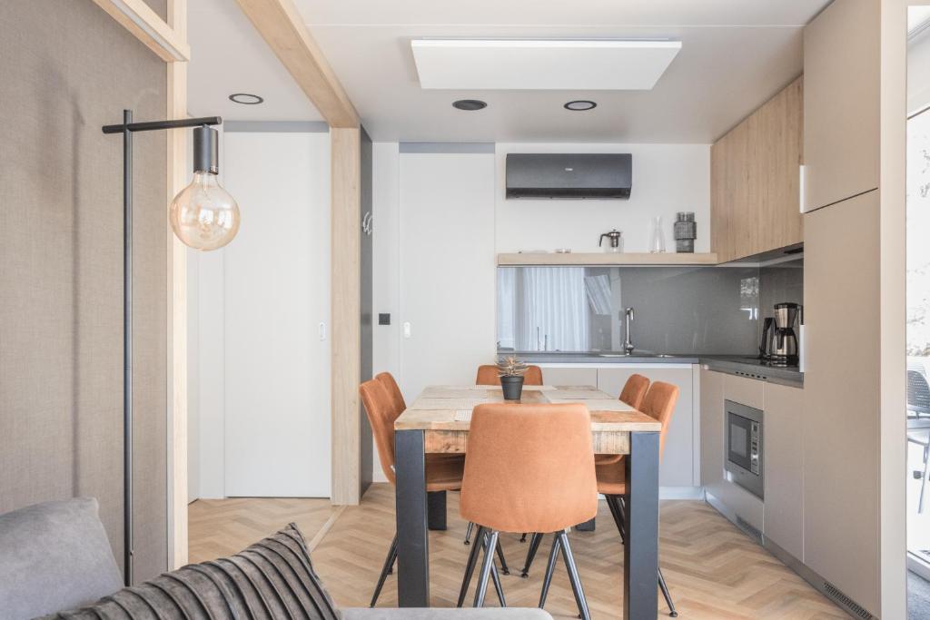 EuroParcs Kohnenhof - Three-Bedroom Chalet
