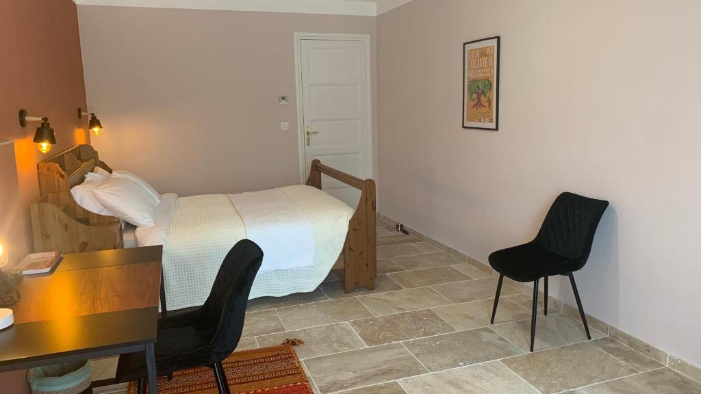 Logis de la Foulerie - Double Room With Private Bathroom