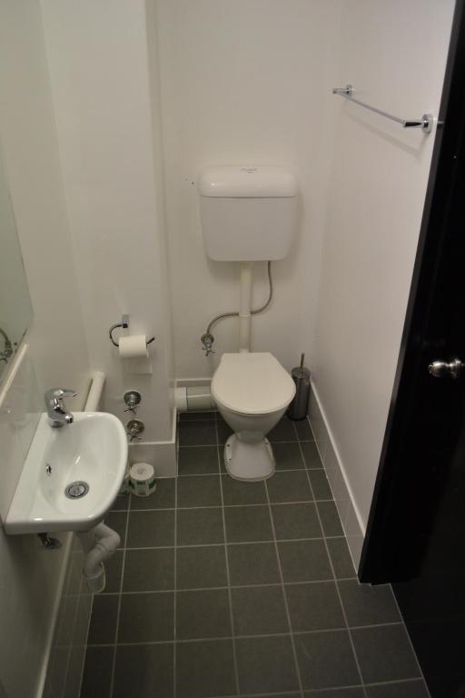 Billabong Backpackers Resort - Bett Im Frauenschlafsaal Mit 4 Betten