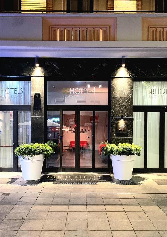 BB Hotels Smarthotel Duomo - Resim 9
