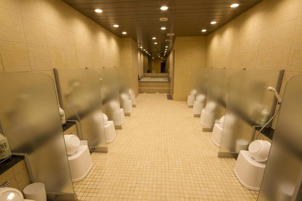 安心お宿 秋葉原電気街店【男性専用】にあるバスルーム