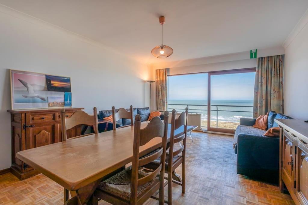 Photo de la galerie de l'établissement studio vue mer, à La Panne