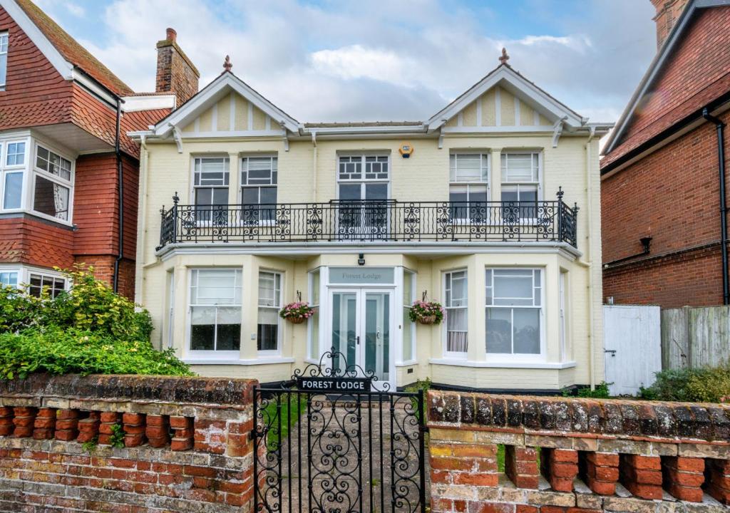 Forest Lodge, Southwold (updated prices 2024)