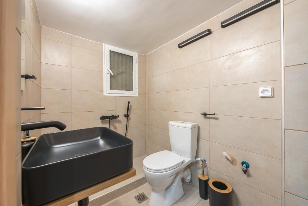 A bathroom at ATHENIAN HOME Near Acropolis