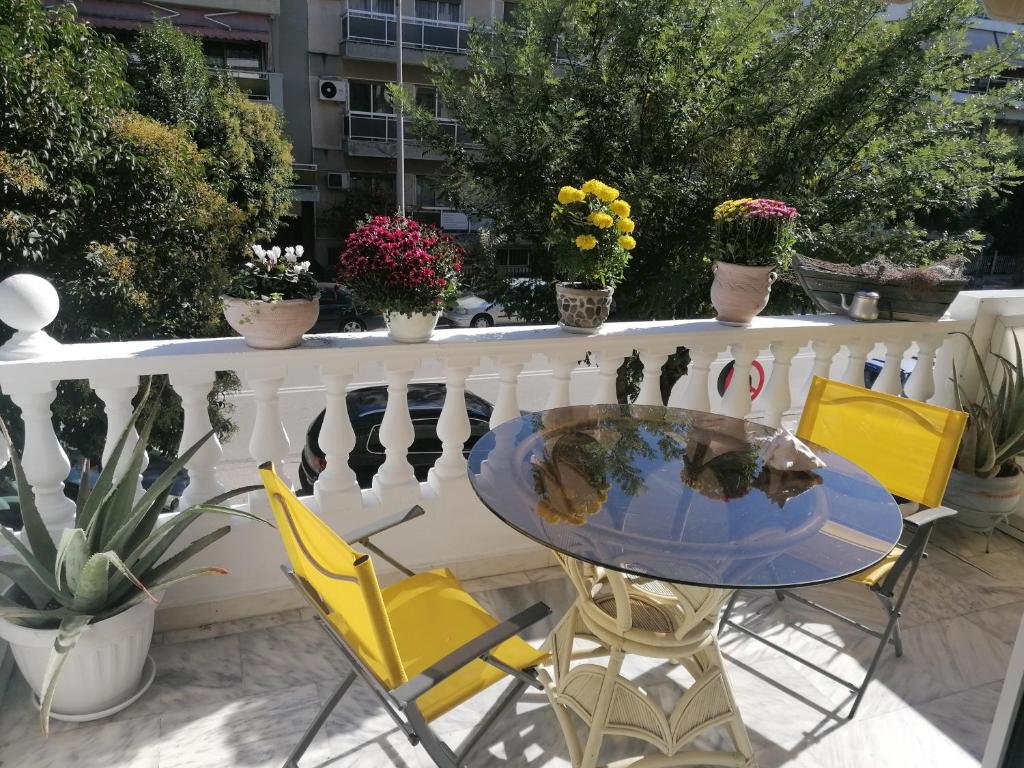 STUDIO 66 στην kalamaria USEFUL - Housity