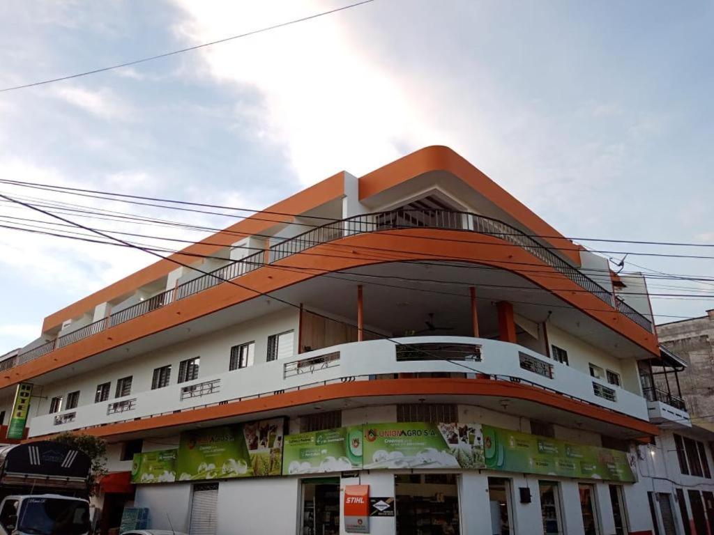 Budova, kde se hotel nachází