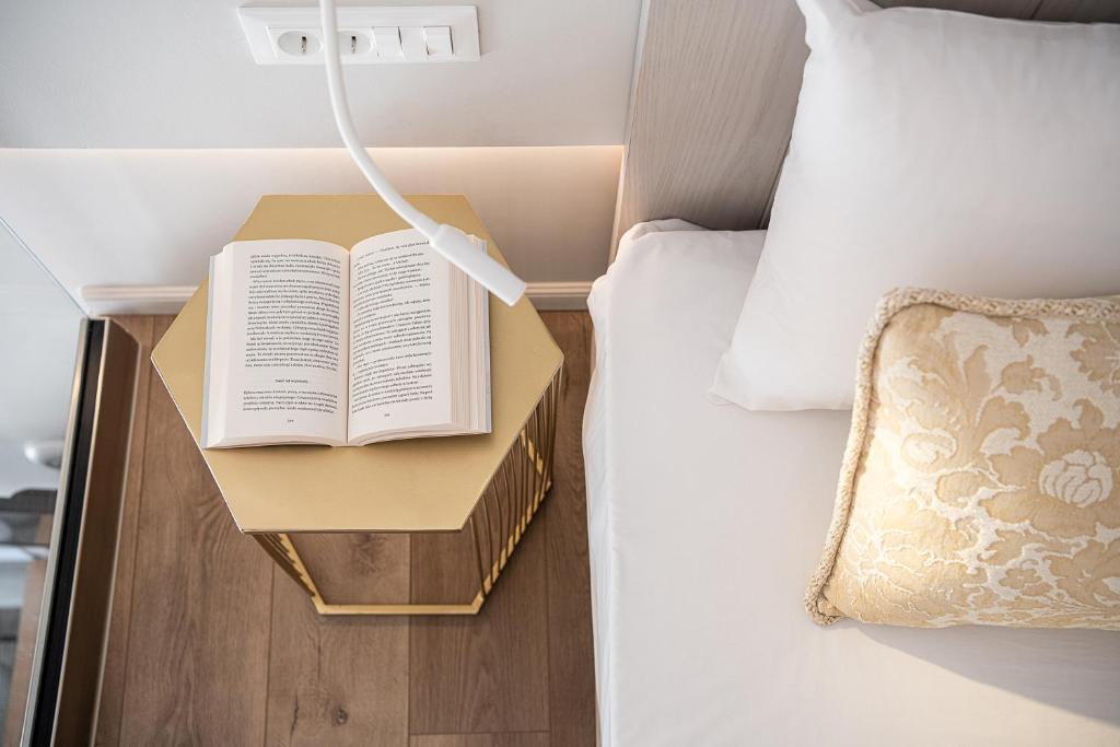 Elia Erato - Resim 27