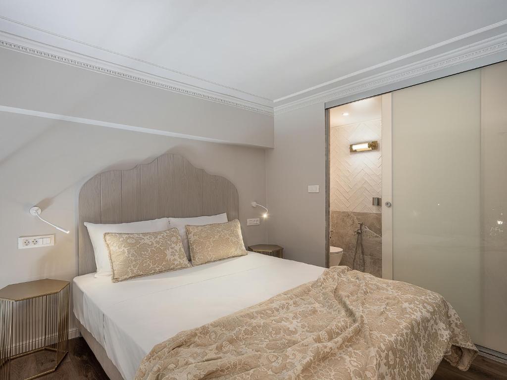 Elia Erato - Resim 31