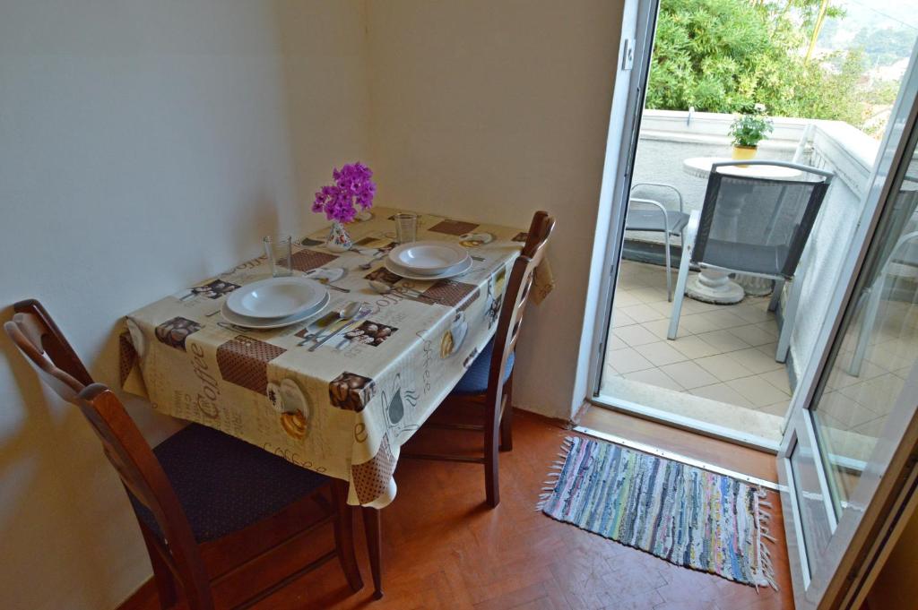 Balkón alebo terasa v ubytovaní Apartment Vivoda