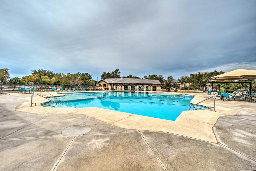 Family Home with Yard Near SeaWorld!, San Antonio