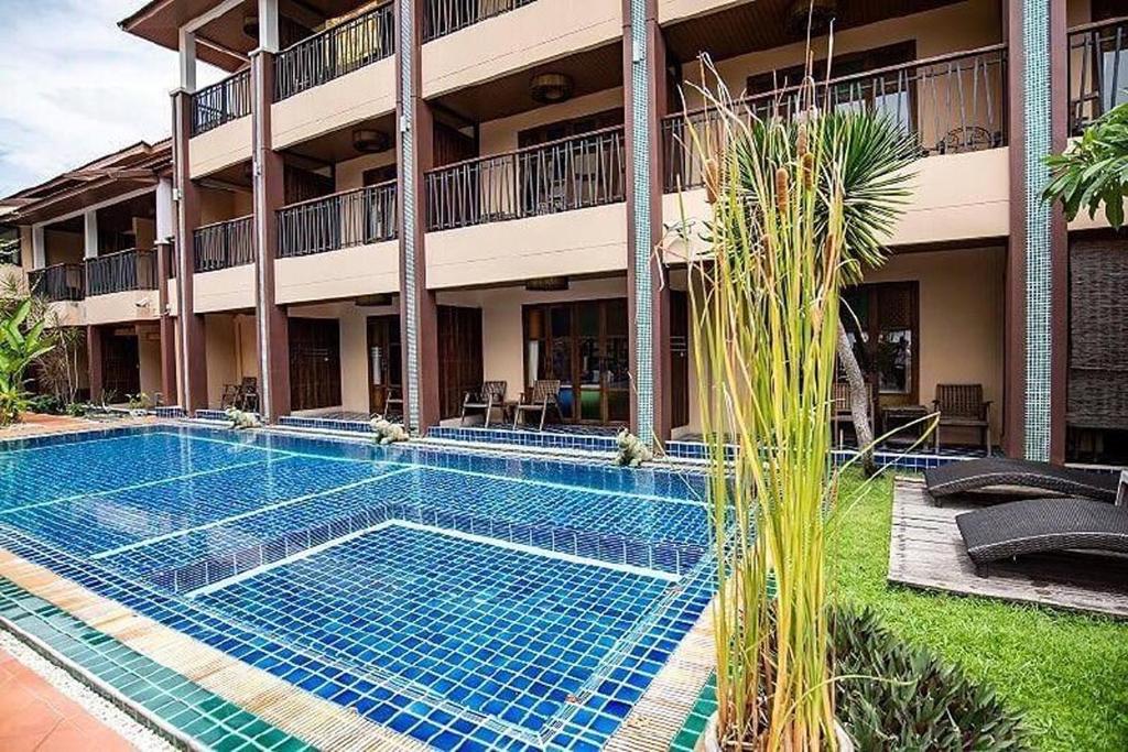 Bazén v ubytování The LD Pattaya Hotel nebo v jeho okolí