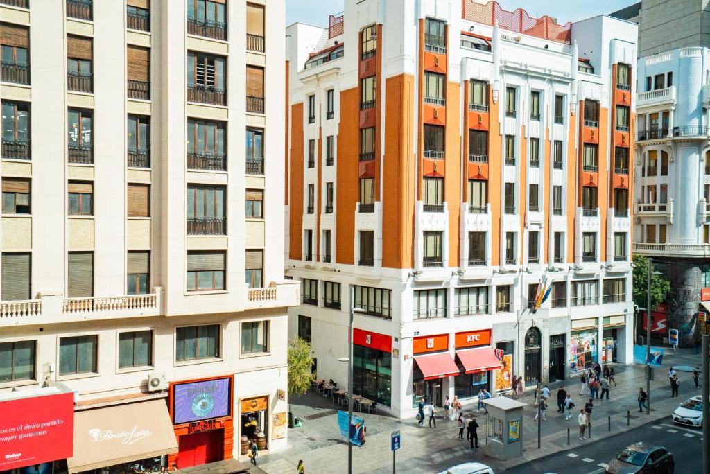 Smartr Madrid Gran Via 47 - Resim 4