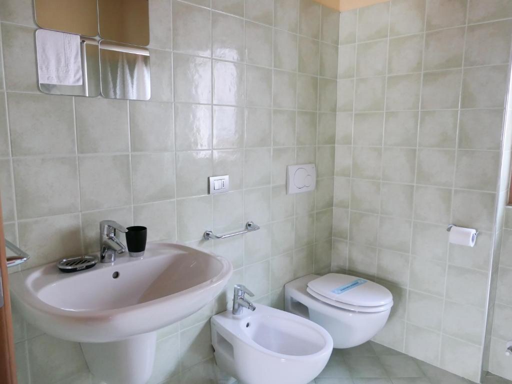 A bathroom at The Lake Home