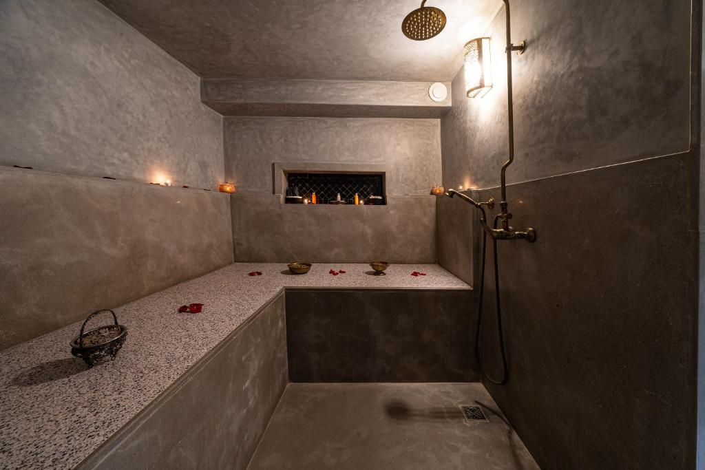 Koupelna v ubytování Riad Wazani Square & SPA