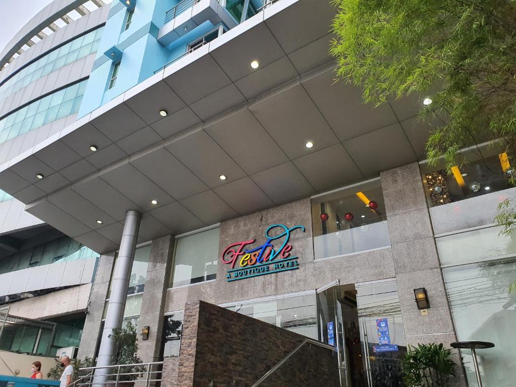 Fotografie z fotogalerie ubytování Festive Hotel Makati v destinaci Manila